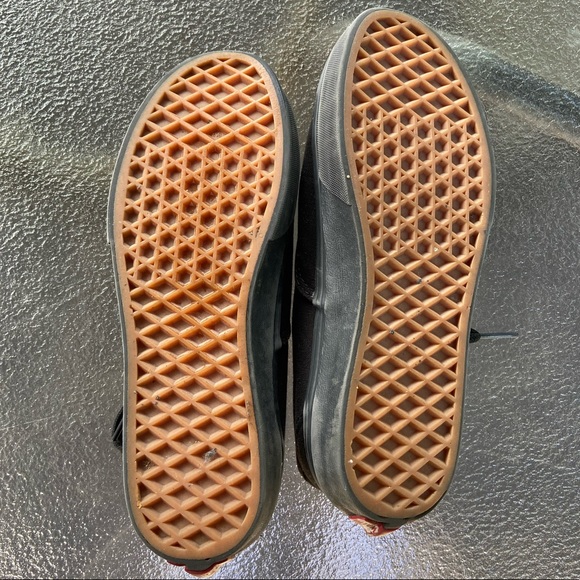 Black Vans - Picture 2 of 4